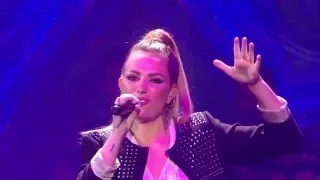 Lisa - 'Can't hold us' | Liveshow | The Voice van Vlaanderen | VTM