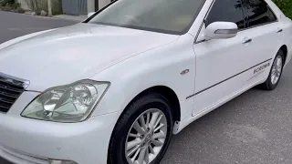 Toyota Crown 2004