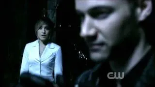 Smallville - 10x14: "Masquerade" [Chloe vs. Deesad]