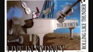 10. This Town (Elton John - Live in Sydney 12/14/1986)
