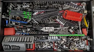 Reviving a Neglected Toolbox: Cleaning and Organizing Hundreds of Sockets Inside!