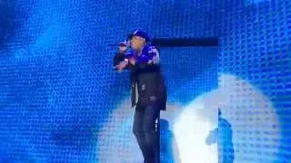 Chris Browns Performs "X" At The Between The Sheets Tour