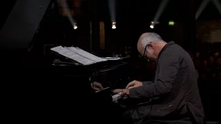 Ludovico Einaudi – I Giorni (Live at iTunes Festival 2013)