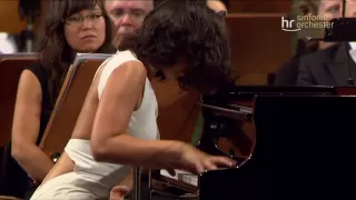 Schumann: Klavierkonzert ∙ hr-Sinfonieorchester ∙ Khatia Buniatishvili ∙ Paavo Järvi