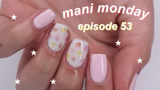 MANI MONDAY | milk bath nails using dip powder