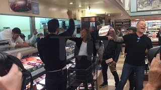 Metallica Rocks Out In Hollywood Grocery Store | TMZ