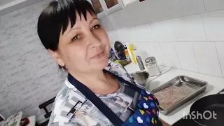 Даже в дом не хочется идти 😉Главный прокурор 😂😂Котлеты🔥Клумба