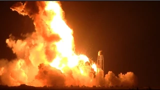 NASA Antares Rocket Explodes! Press Site Panic - Orbital Sciences Explosion