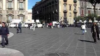 campane in piazza duomo a catania