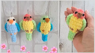 Попугай брелок крючком из плюшевой пряжи🦜crochet parrot🦜gehäkelter Papagei