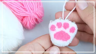 Мягкая и Пушистая Лапка Кошки из остатков пряжи / Woolen crafts - Yarn Cat's paw / DIY NataliDoma