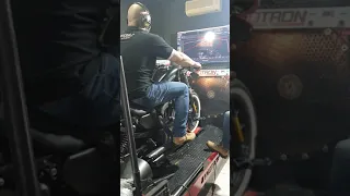 Harley Davidson 883 no dinamômetro (HD 883 on the Dyno) - Oficina Intermotos/Uberlândia