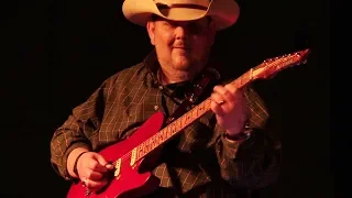 Johnny Hiland - "Bluesberry Jam" (Live at the 2018 Dallas International Guitar Show)