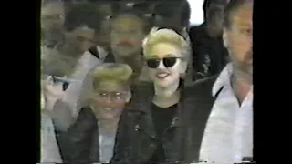 Madonna – FNN report on Osaka airport arrival