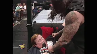 Undertaker Slaps Paul Bearer during Vader match. Paul tells Taker Kane is still Alive! 1997 (WWF)