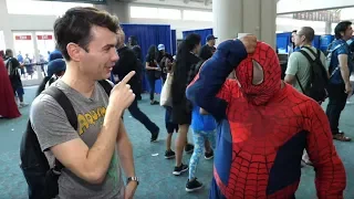 Las travesuras de Bruno y El Chato en la Comic-Con de San Diego