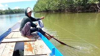 BARU KALI INI GULUNGAN PANCING DIBUAT TERBANG OLEH TARIKAN IKAN..!!