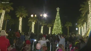 Holiday spirit lights up Galveston Island