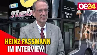 Heinz Faßmann zum Impfbus vorm Schulzentrum