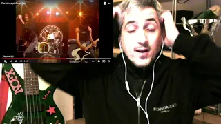 Ramones Pinhead & Blitzkrieg Bop (Live) Reaction Punk Rock Head Singer and bassist James Giacomo!