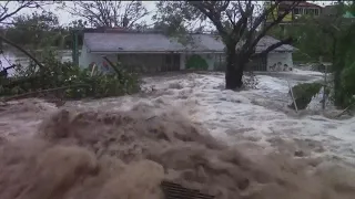 Oaxaca residents spend days cleaning up after deadly Hurricane Agatha