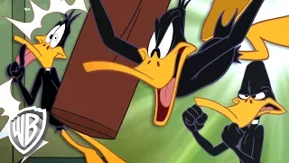 Looney Tunes en Français | Les Cours d'Autodéfense de Daffy | WB Kids