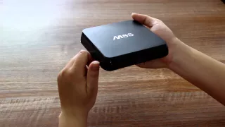 Mở hộp Android TV Box M8s chip lõi tứ S812 mức giá chỉ hơn 2 triệu đồng