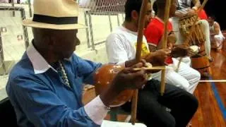 Mestre Ananias no berimbau