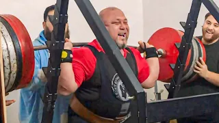 Old Man Squat 510 KG/1124 LB