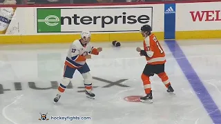 Matt Martin vs Zack MacEwen Nov 29, 2022