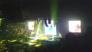 Lucy In The Sky With Diamonds - Miley Cyrus @Arena Monterrey 2014