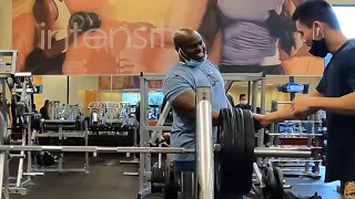 The MOST CONSIDERATE ACT you’ll see at the GYM - 315lb/143kg bench at 153lb/69kg body weight