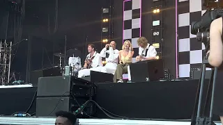 Dagny & Astrid S - Pretty @ Øyafestivalen, Oslo