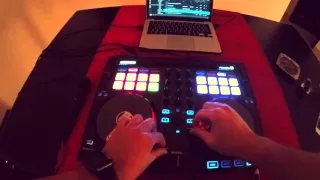 Mixing with Reloop Beatpad 2