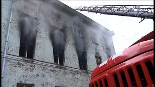 Пожар в здании бывшего 27 училища в Череповце