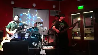 "En la ciudad de la furia" (cover Soda Stereo), La Fondue en El Sótano bar, San Antonio Oeste.