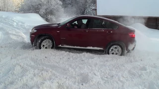 bmw X6 vs Range Rover and Landcruiser in snow part 4