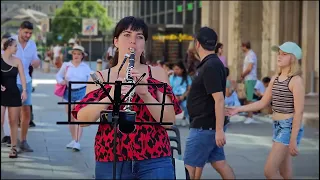 "C'est si bon , Lidia  Brischetto in Piazza del Duomo , Milano"