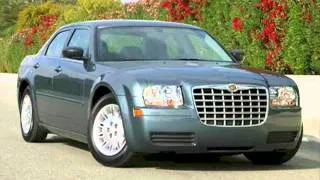 Chuy Y Mauricio Chrysler 300 - YouTube.flv