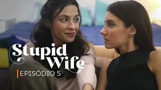 Stupid Wife - 1ª Temporada - 1x05 "Refúgio"