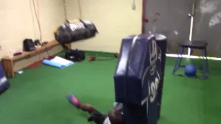 Altaveon Glasper gets knocked out by bag doing workout