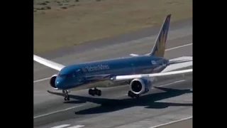 CLOSE UP !!! Boeing 787 9 Dreamliner Vertical takeoff and the Air Show