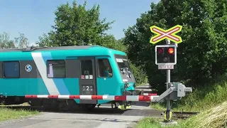 Železniční přejezd Čtveřín, Doubí | Czech railroad crossing