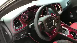 Пошив салона Dodge Challenger Hellcat