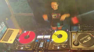 House Set Mix 90s Dj Nandy ( presentación venezuela Ureña )