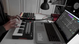 Ableton Live Looping Performance #01 - Aphex Twin - aisatsana [102] - Cover