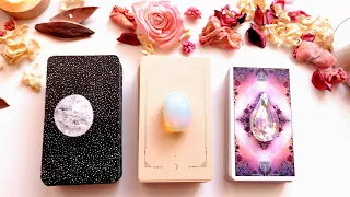 Čo nové prichádza v láske? 💖 #tarot #výklad karet #láska #zatmenie