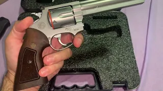 Empunhadura clássica MBT GRIPS revolver rossi RM66