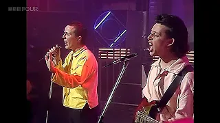 Tears For Fears - Everybody Wants To Rule The World - TOTP -1985 [Remastered]