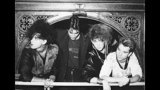 Clan Of Xymox - Stranger (1982 Demo)